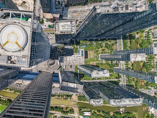 West Legend - Photo 1