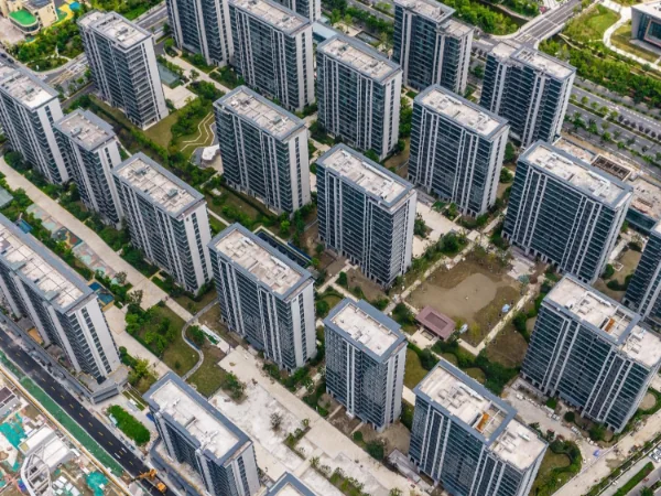 Lakeward Scenery - Photo 1