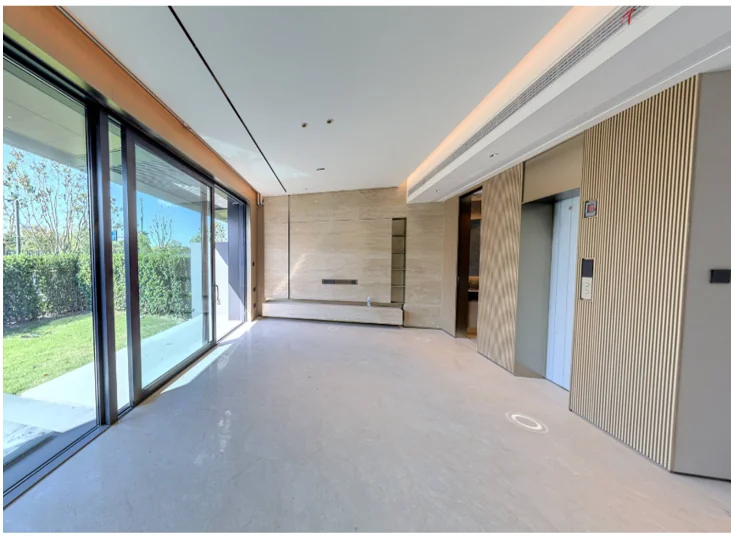 Hangzhou Bay ( Jiang Lan )