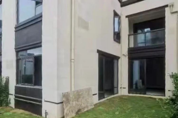 Glorious Villa 
