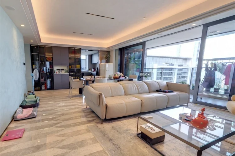 One Century Mansion