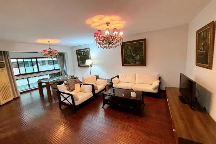 Yuanhua Apartment